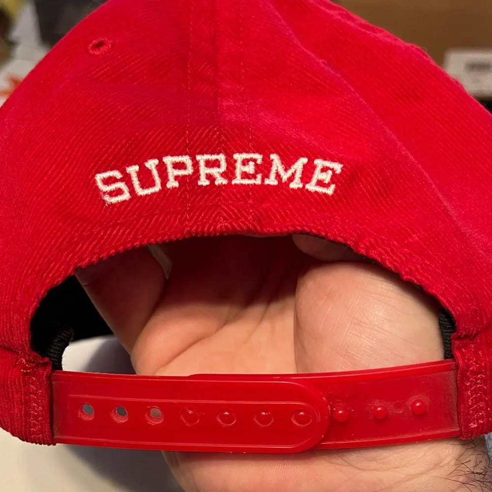 SUPREME X CHAMPION SNAPBACK RED - Picture 4 of 8